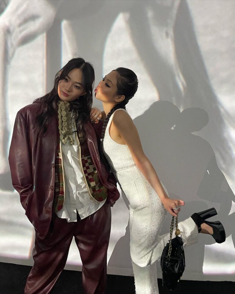 Celebrity Fit Check! TOP 5 outfitů z Chanel Fall-Winter 23/24 front row