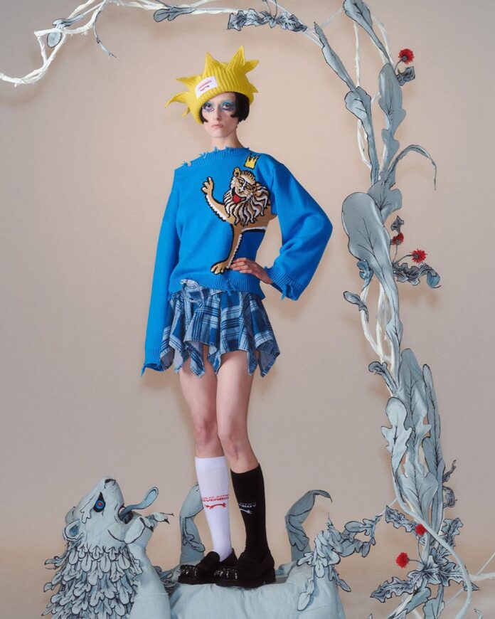 Charles Jeffrey Loverboy zveřejnil svoji první pre-spring kolekci. Charles Jeffrey Loverboy zveřejnil svoji první pre-spring kolekci.