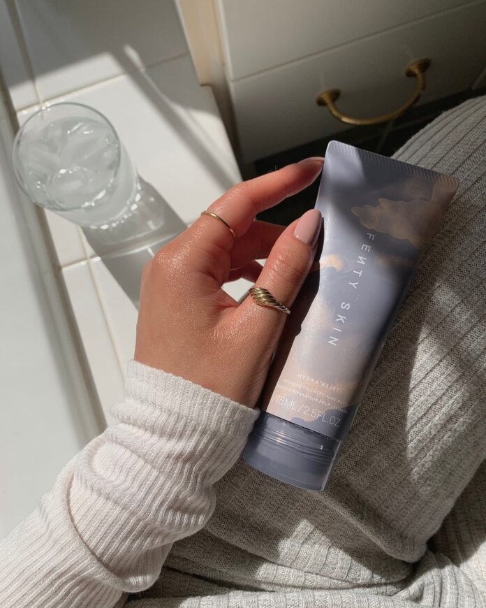 Hýčkejte své dlaně s láskou: Průvodce k hebké a vyživené pokožce