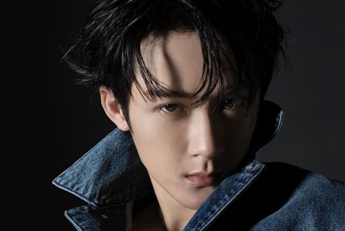 Novým ambasadorem značky Michael Kors se stal herec a zpěvák JC-T.