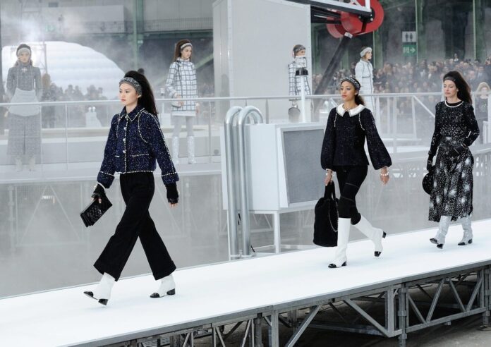 Do vesmíru se v minulosti ponořila také značka Chanel.