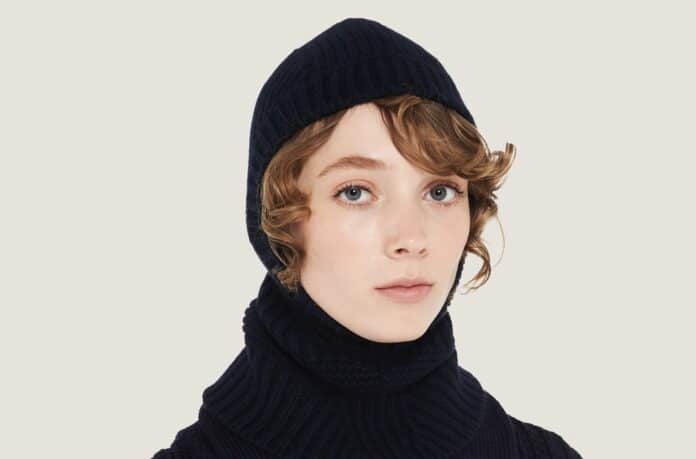 Balaclava je letošní zimu opět must-have. Balaclava je letošní zimu opět must-have.