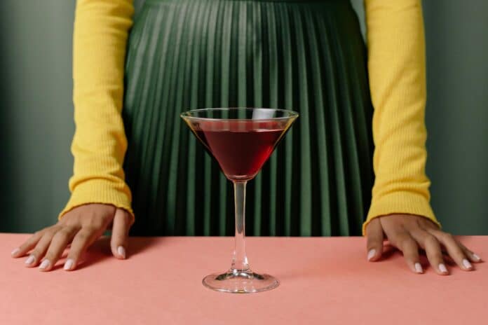 Novým wellness TikTok trendem je takzvaný Sleepy Girl Mocktail.