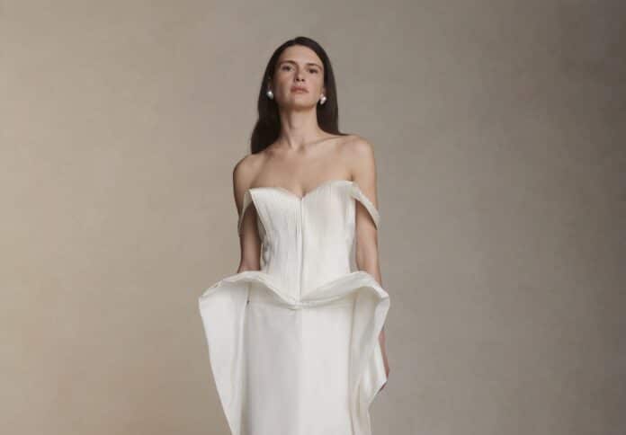 Danielle Frankel letos předvádí ty nejvkusnější svatební šaty.