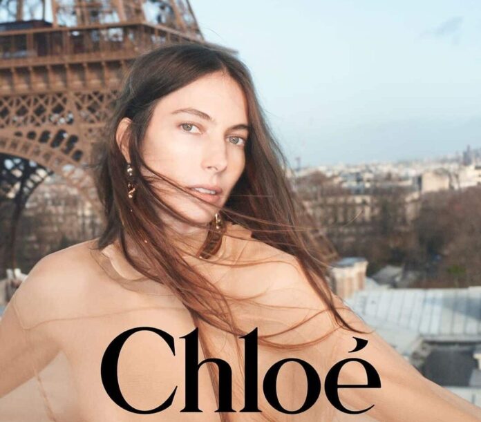Značka Chloé odhalila novou kampaň určující nový směr.