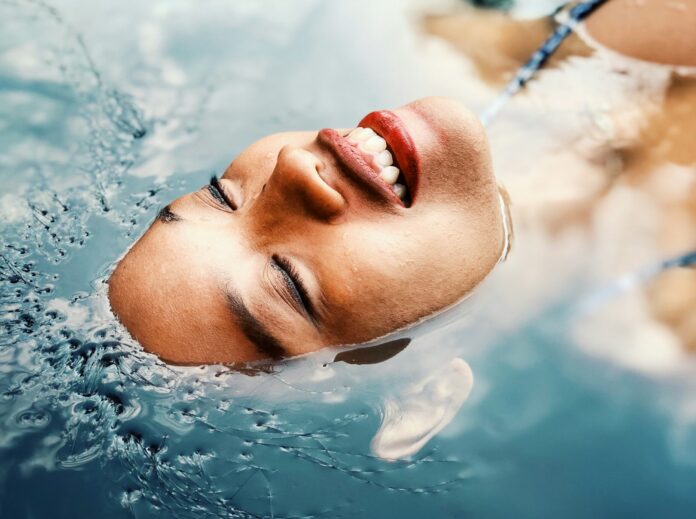 Péče o vlasy je v roce 2024 trendy. Péče o vlasy je v roce 2024 trendy.