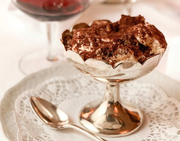 ikonický italský dezert tiramisu