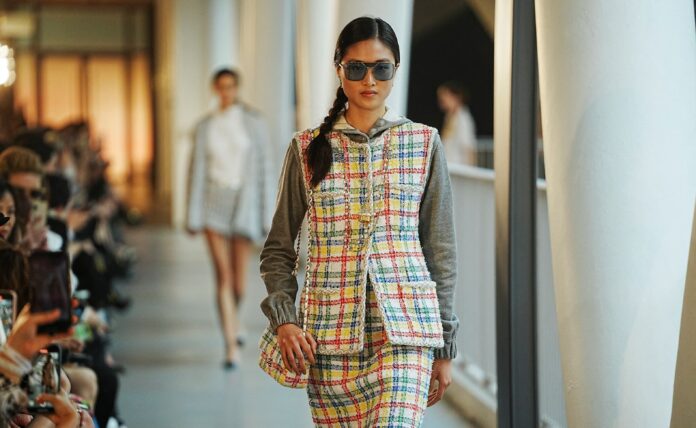 Chanel cruise v Hong Kongu Chanel cruise v Hong Kongu