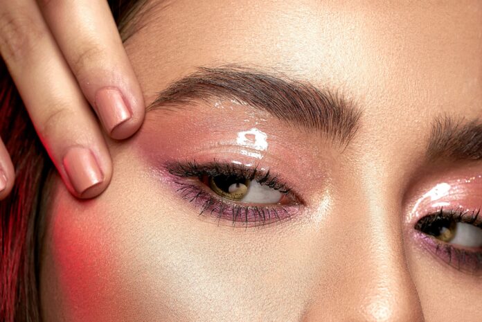 Pexels líčení očí Pexels líčení očí