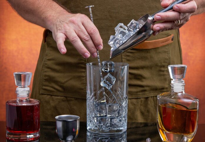 Pexels muž drink Pexels muž drink