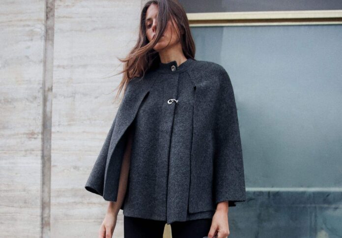 Zara kápě plesová sezóna