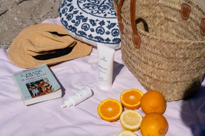 Unsplash skin care na cestování piknik léto