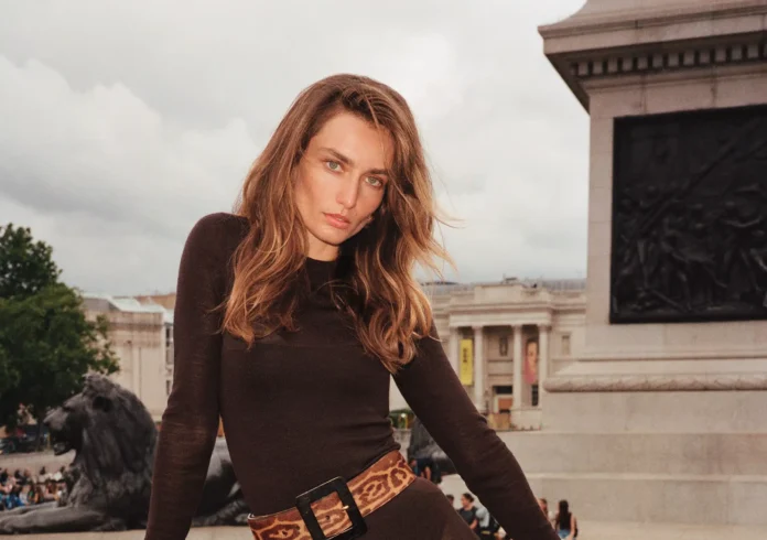 Reformation šaty Reformation šaty