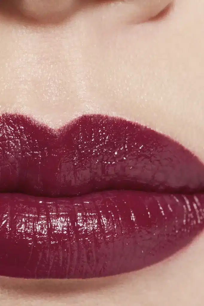 Chanel burgundy rty podzimní odstíny