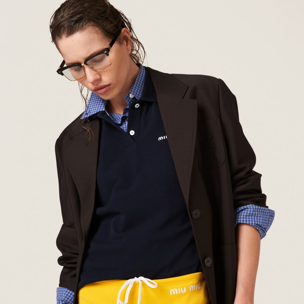 Miu Miu blazer vrstvení outfit