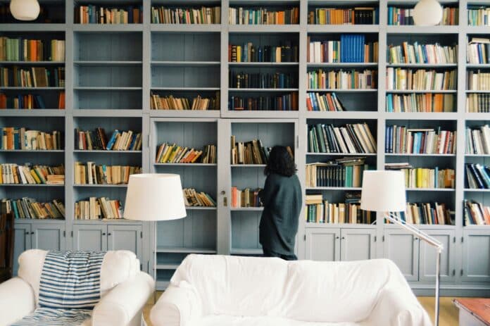 Bookshelf Wealth trend