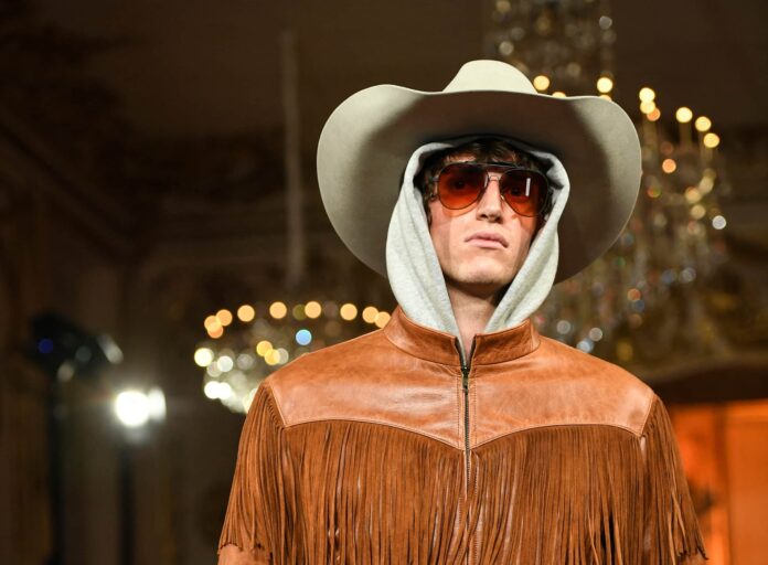 Austin Post Paříž Austin Post Paříž