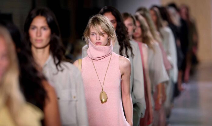 Michael Kors jaro a léto 2026 Michael Kors jaro a léto 2026