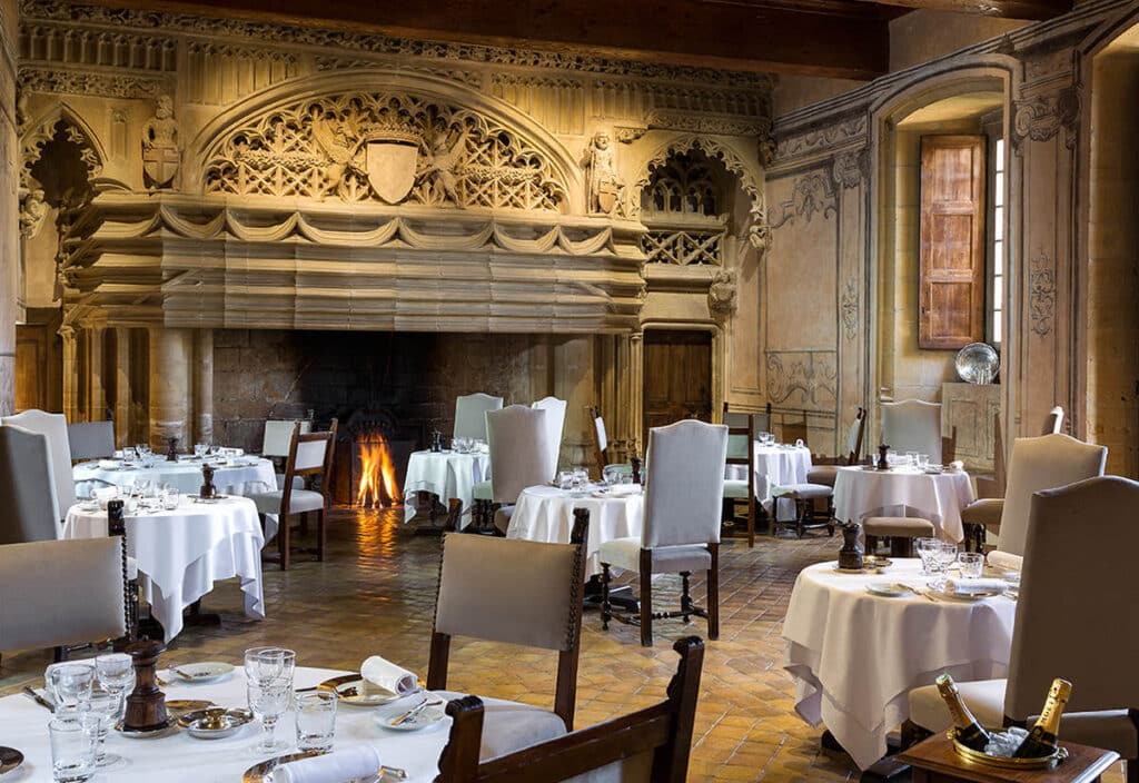 Château de Bagnols Francie hrad restaurace