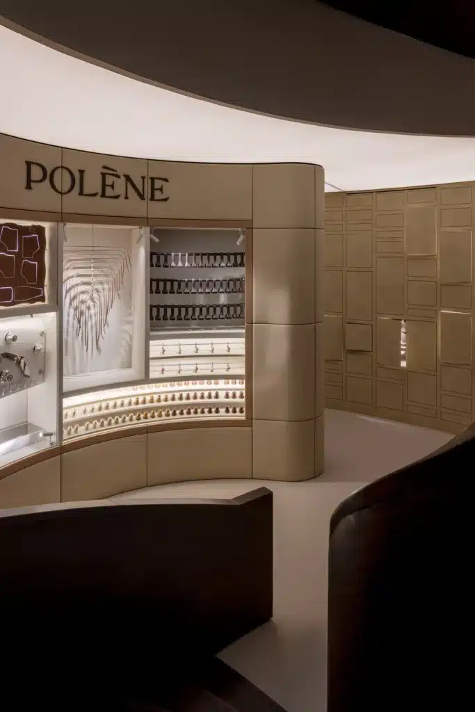 Polène’s Champs-Élysées butik 4