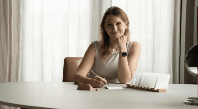 Aneta Jaurisová - Ta usměvavá fotky kaligrafie