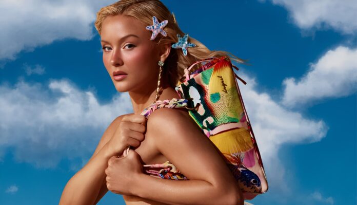Zara Larsson x Desigual Zara Larsson x Desigual