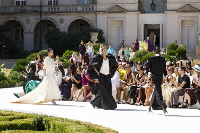 Balenciaga haute couture FW26 Balenciaga haute couture FW26