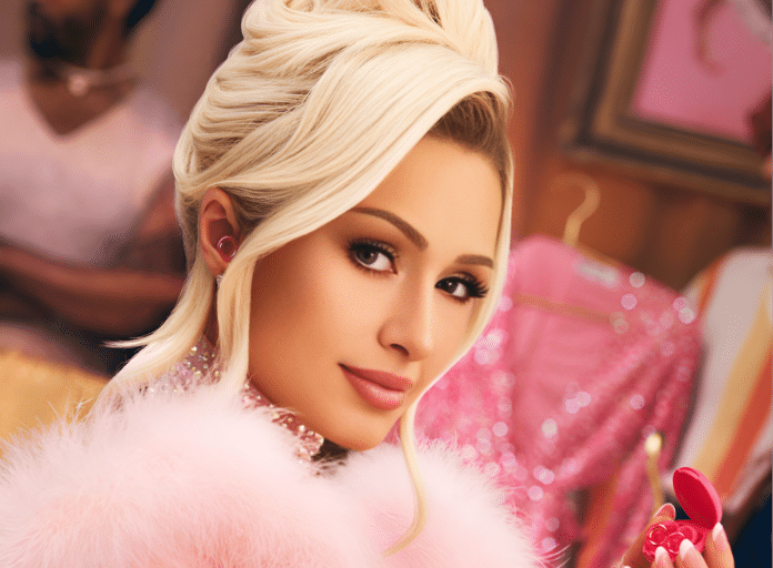 Paris Hilton x Loop