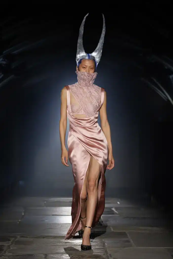 McQueen SS 27