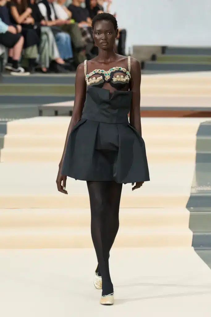 Julie Kegels SS 27