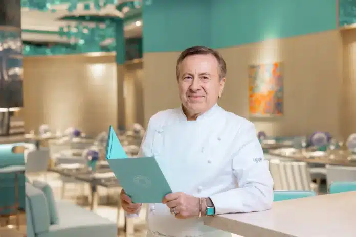Tiffany Blue Box Cafe