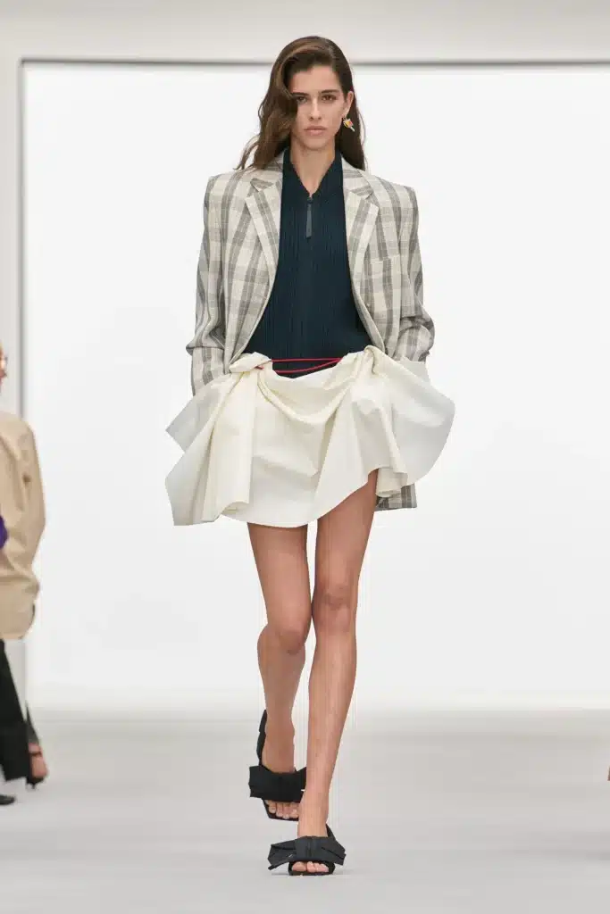 Loewe SS 27